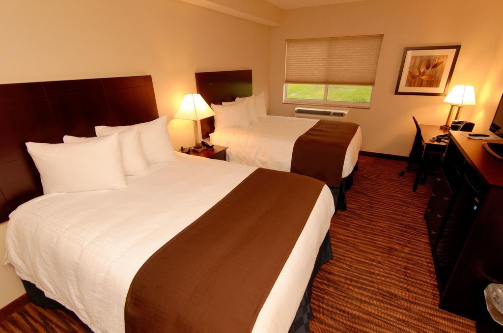 Cobblestone Inn & Suites - Denison | Oak Ridge Kamer foto