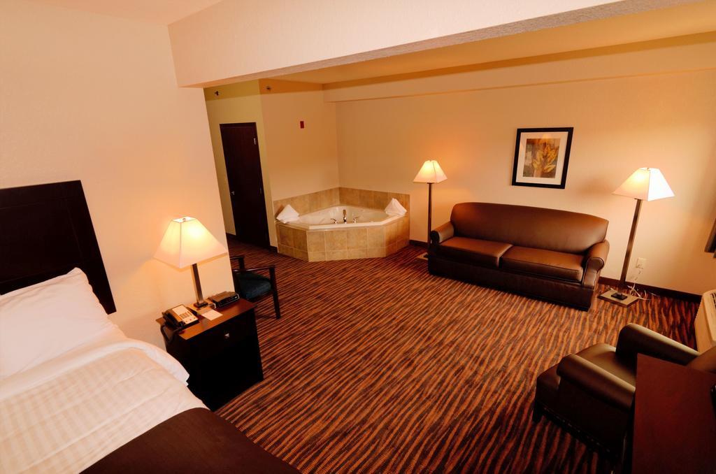 Cobblestone Inn & Suites - Denison | Oak Ridge Kamer foto