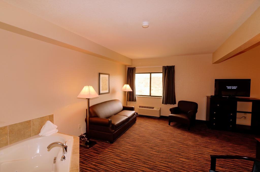 Cobblestone Inn & Suites - Denison | Oak Ridge Buitenkant foto