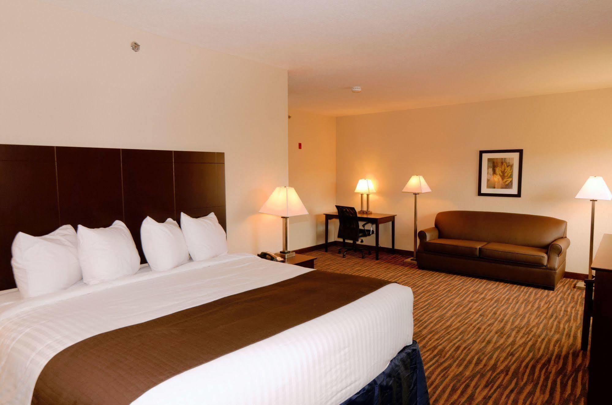 Cobblestone Inn & Suites - Denison | Oak Ridge Buitenkant foto