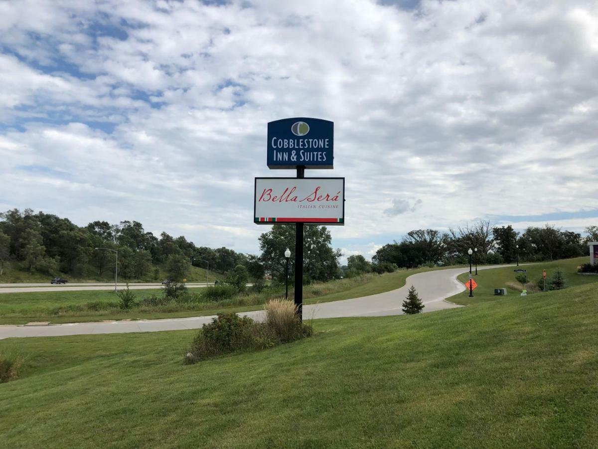 Cobblestone Inn & Suites - Denison | Oak Ridge Buitenkant foto
